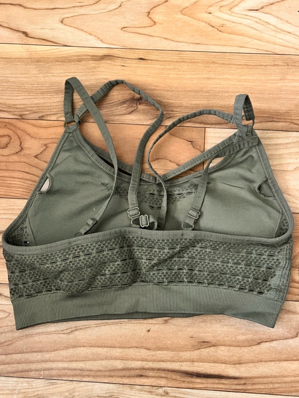 Gymshark Olive Seamless Strappy Sports Bra - Picture 4 of 6